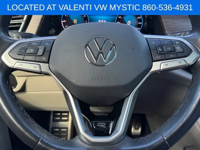 Used 2024 Volkswagen Atlas SEL Premium R-Line AWD/4WD image 38