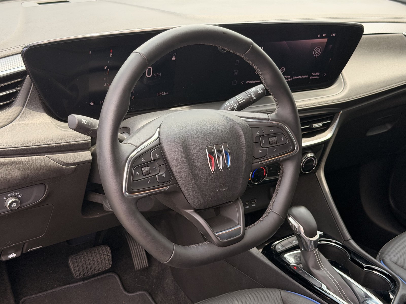 Used 2025 Buick Encore GX Sport Touring w/ Comfort Package FWD image 17