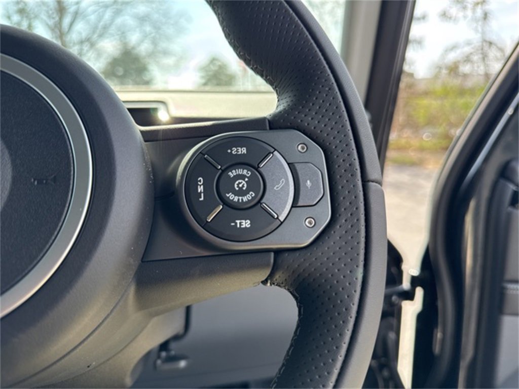 New 2025 INEOS Grenadier Fieldmaster Edition image 7