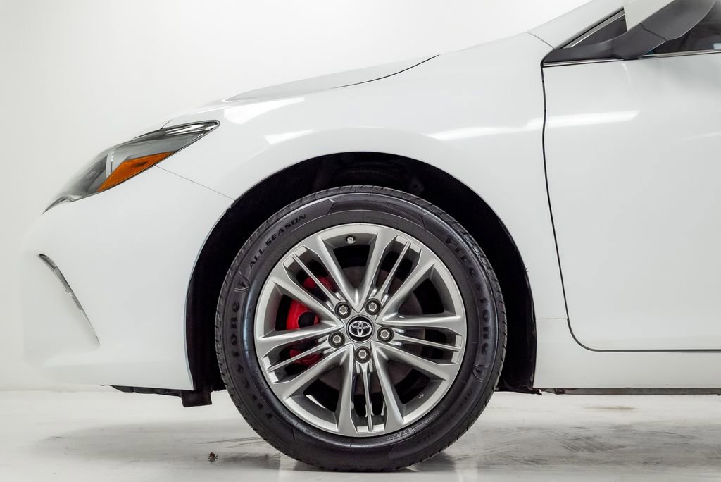 Used 2016 Toyota Camry SE image 23