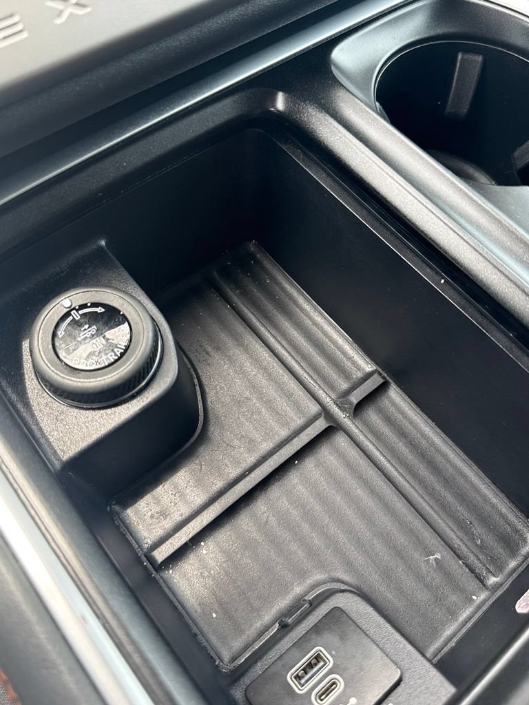 Used 2025 Ford Expedition Active RWD image 36