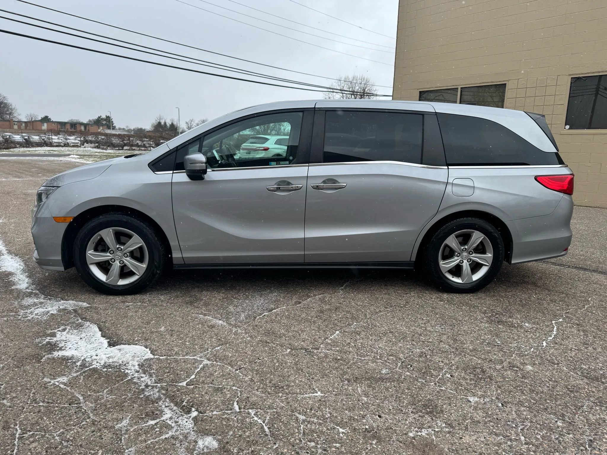 Used 2018 Honda Odyssey EX-L image 5