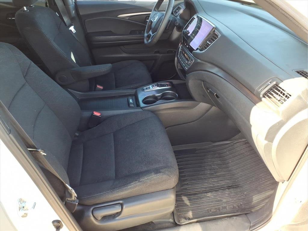 Used 2022 Honda Pilot Sport image 17