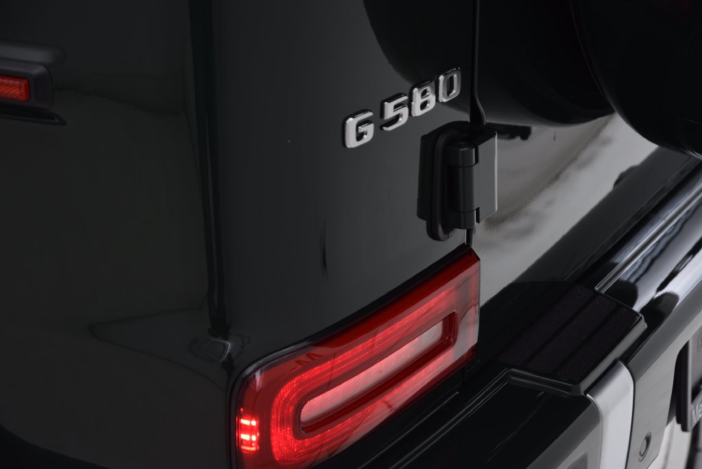 New 2027 Mercedes-Benz G 580 e image 13