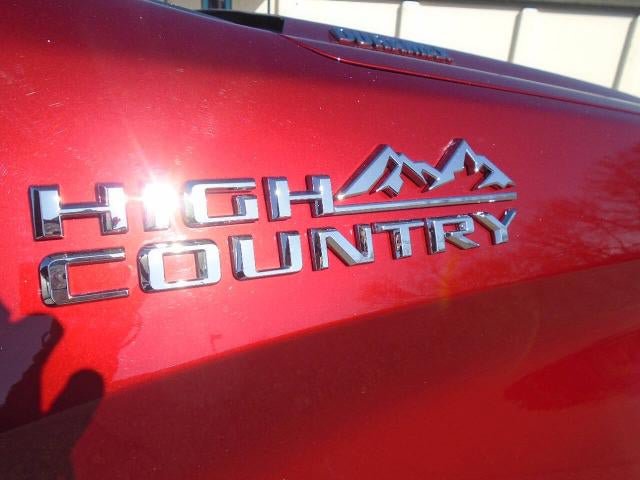 Certified 2023 Chevrolet Silverado 1500 High Country w/ Z71 Off-Road Package AWD/4WD image 23