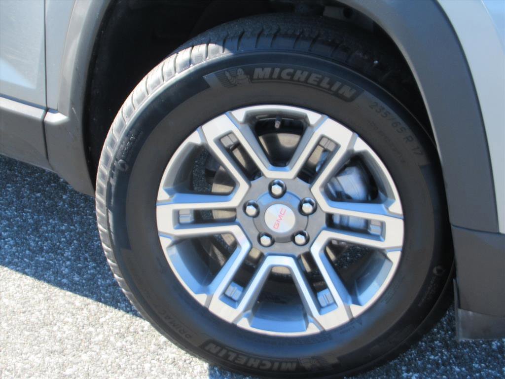 Used 2025 GMC Terrain Elevation image 7