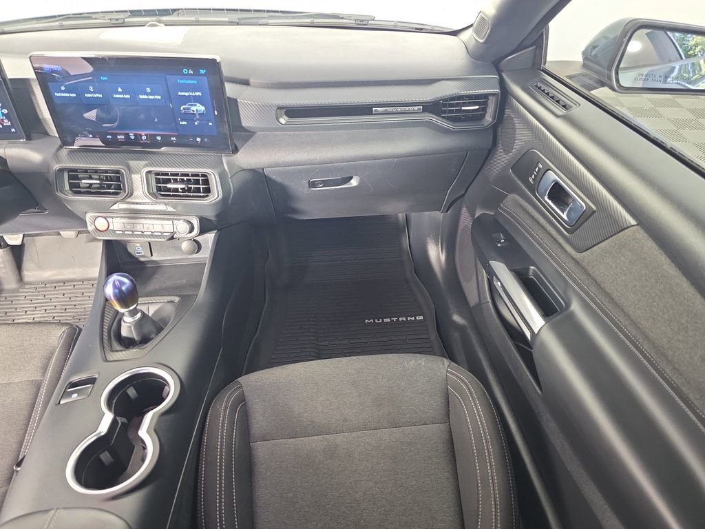 Used 2024 Ford Mustang GT RWD image 15