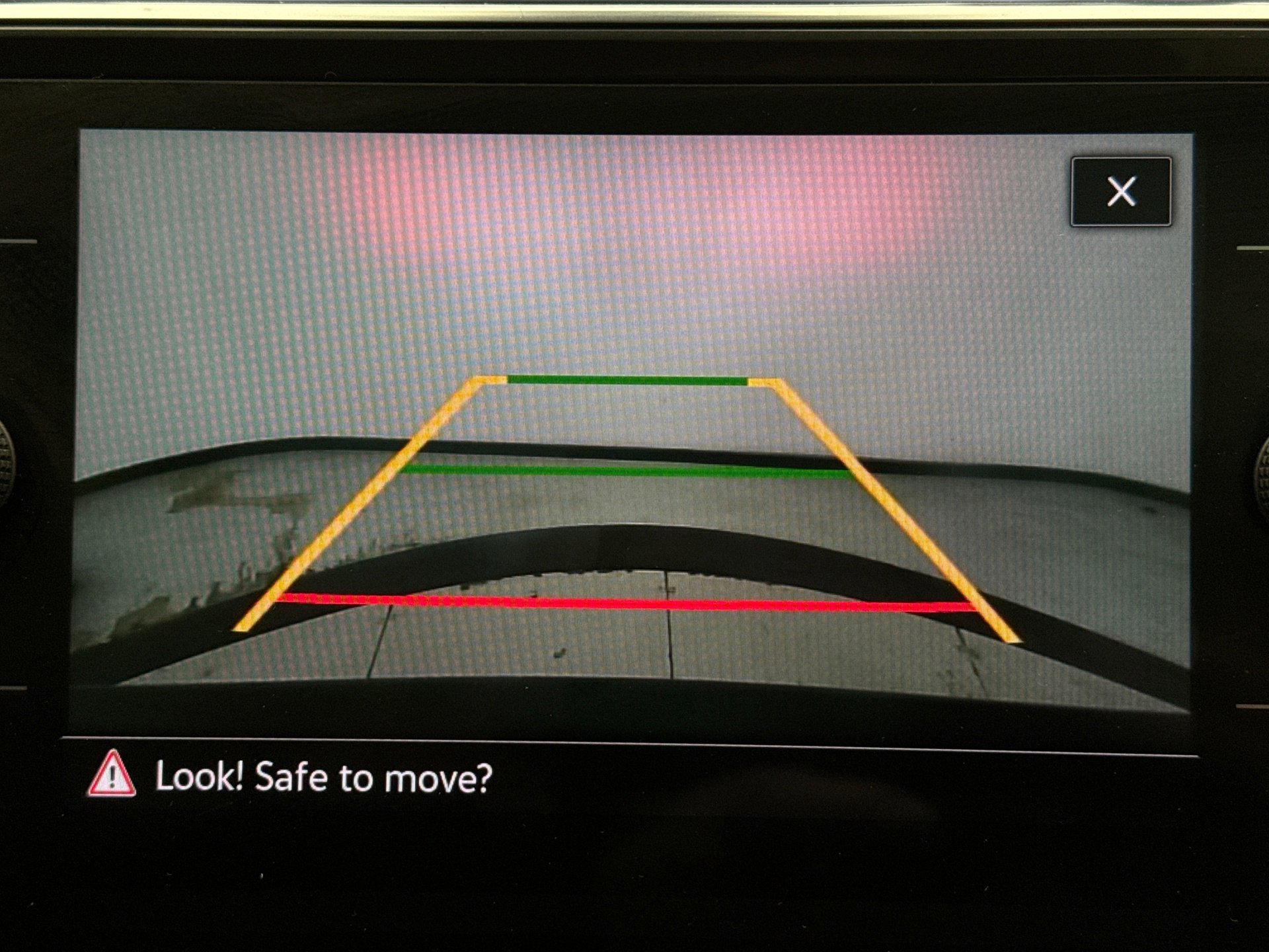 Used 2021 Volkswagen Tiguan SEL image 15