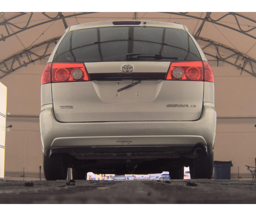 Used 2009 Toyota Sienna CE image 7