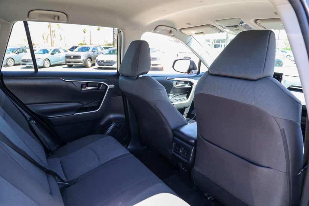 Used 2024 Toyota RAV4 XLE AWD/4WD image 17
