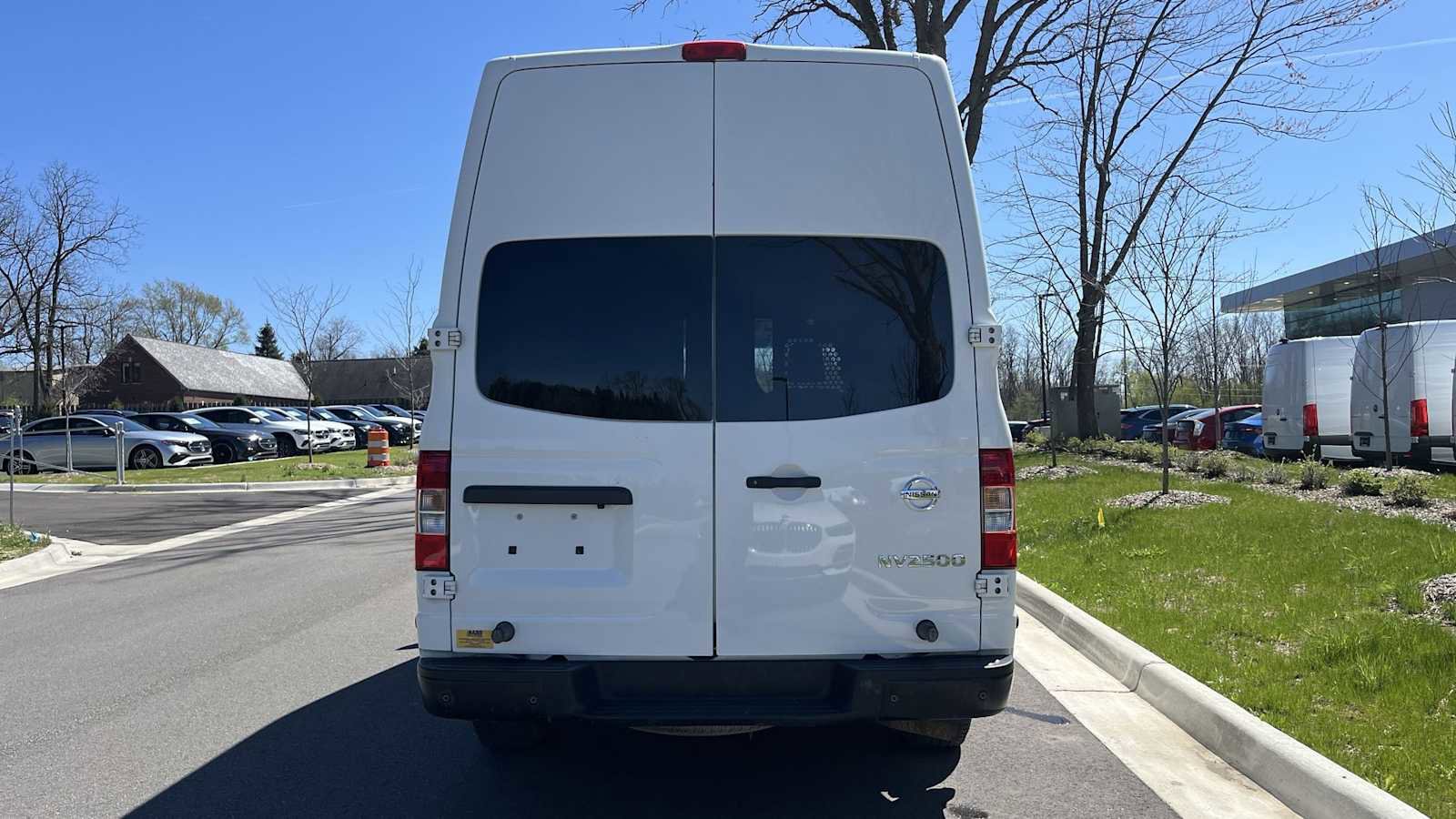 Used 2018 Nissan NV 2500 SV w/ Navigation Package RWD image 18