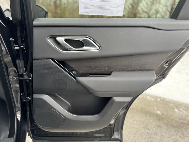 Used 2024 Land Rover Range Rover Velar Dynamic SE image 16