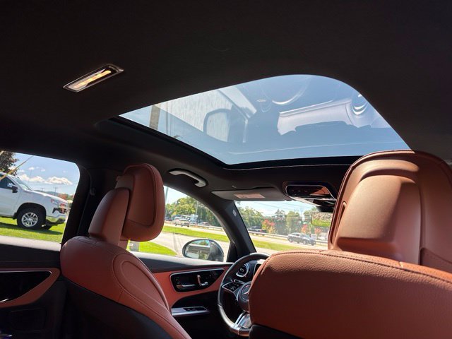 Certified 2025 Mercedes-Benz GLC 300 4MATIC image 23