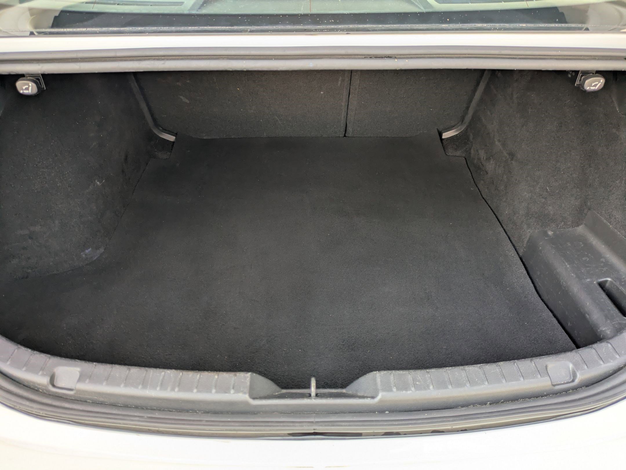 Used 2021 MAZDA MAZDA3 s image 25