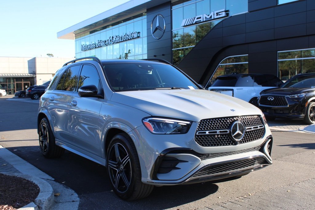 Certified 2025 Mercedes-Benz GLE 450 4MATIC image 3
