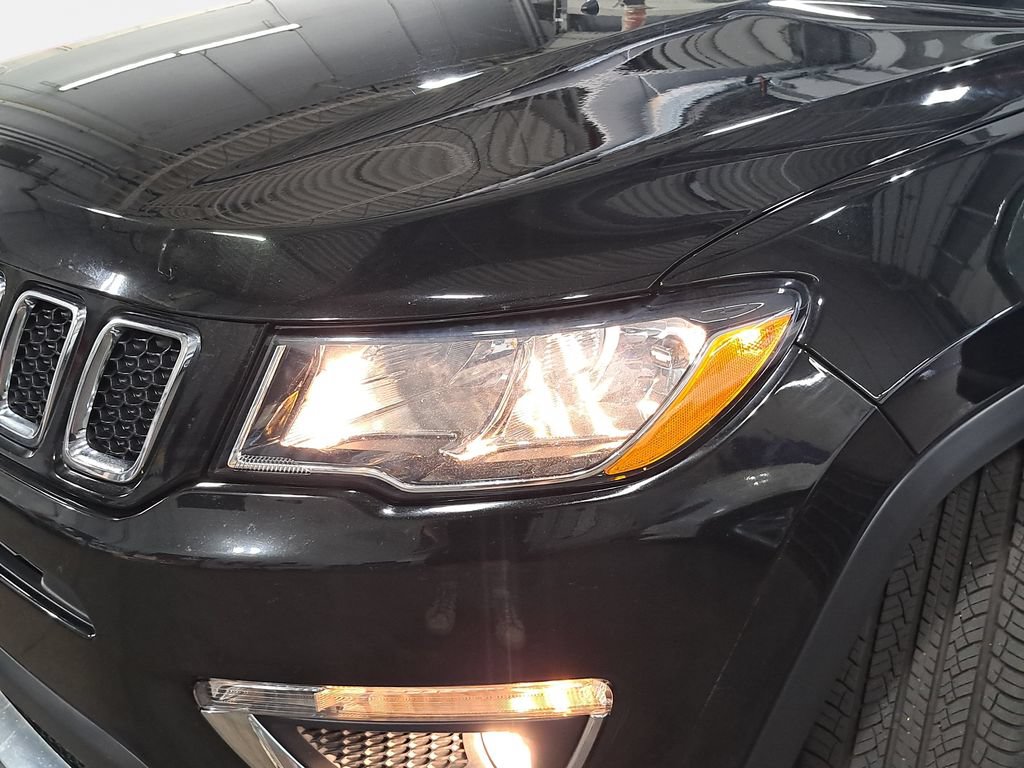 Used 2021 Jeep Compass Limited AWD/4WD image 30