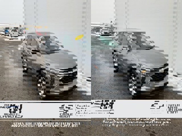 Used 2024 Chevrolet Trax LS w/ LS Convenience Package