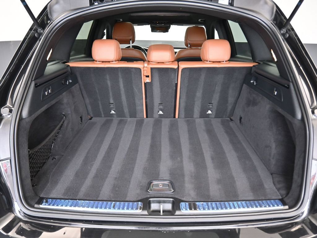 Used 2020 Mercedes-Benz GLC 43 AMG 4MATIC w/ Parking Assistance Package image 50