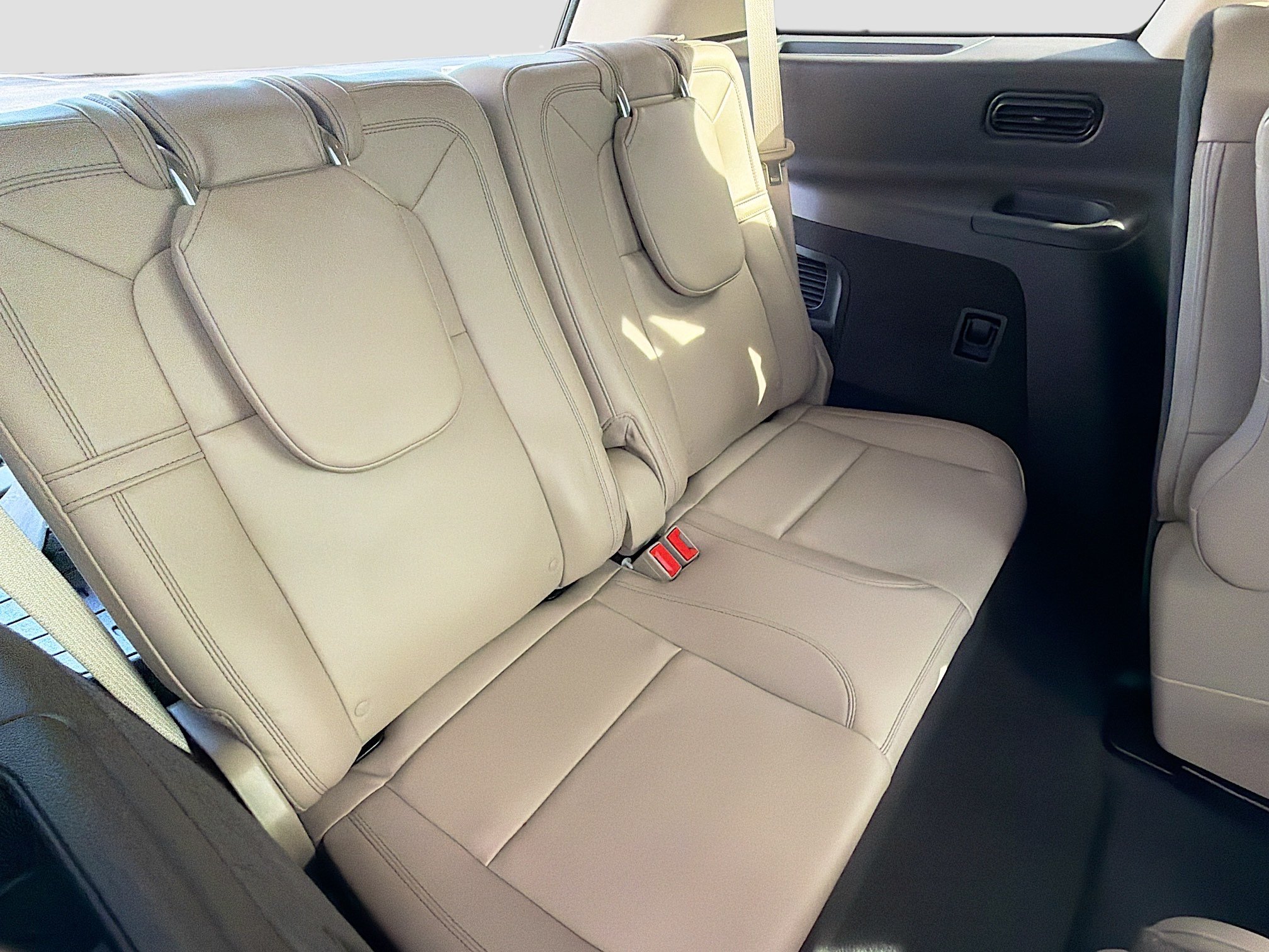 Used 2022 Lincoln Aviator Reserve w/ Elements Package Plus RWD image 28
