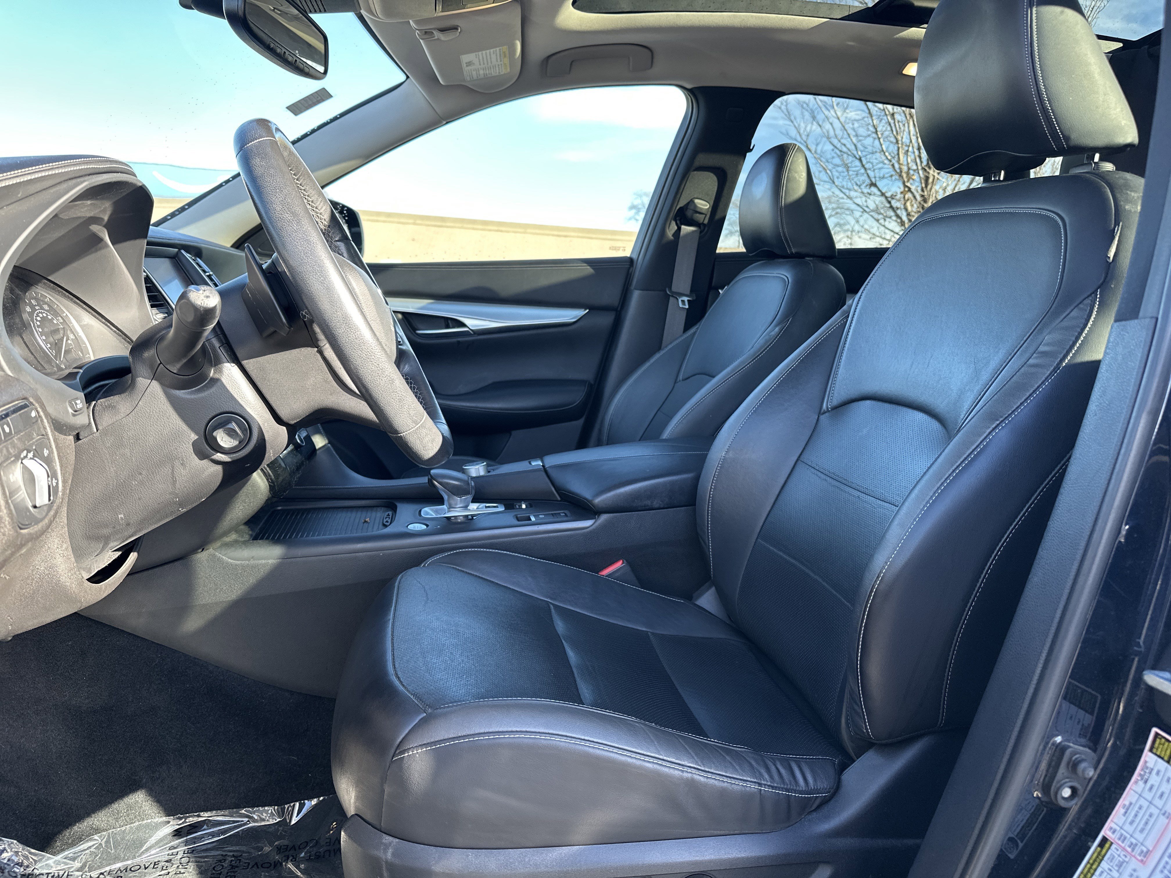 Used 2019 INFINITI QX50 Essential w/ Premium Heat Package image 16