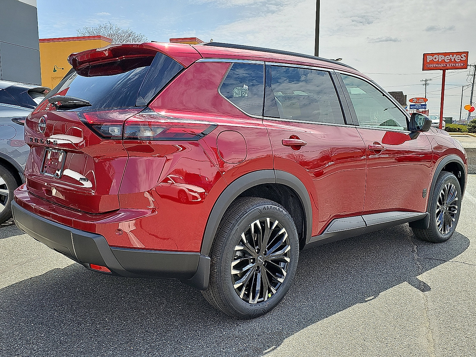 New 2026 Nissan Rogue Dark Armor AWD/4WD image 4