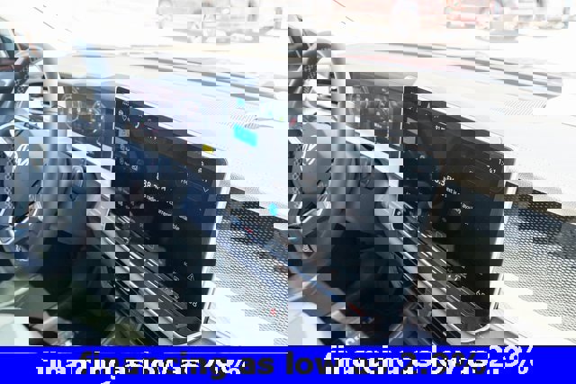 New 2025 Volkswagen Tiguan SE image 43