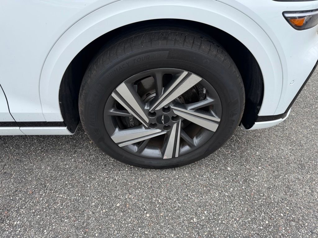 Used 2026 Genesis GV70 3.5T Sport Advanced image 4