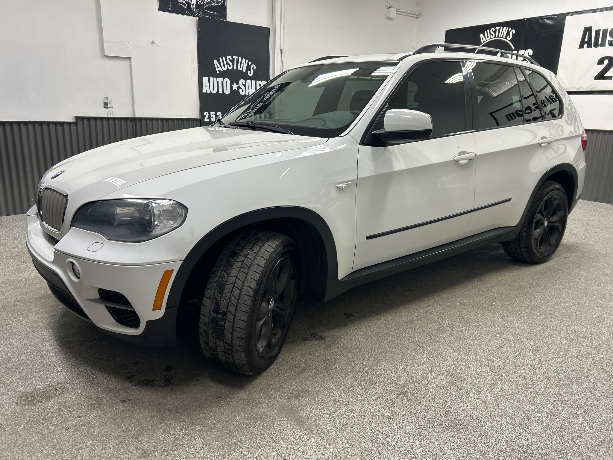 Used 2011 BMW X5 xDrive50i AWD/4WD image 3