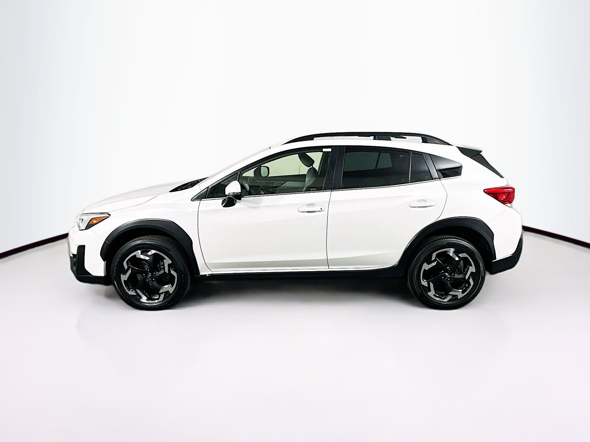 Used 2023 Subaru Crosstrek 2.5i Limited w/ Moonroof Package image 4