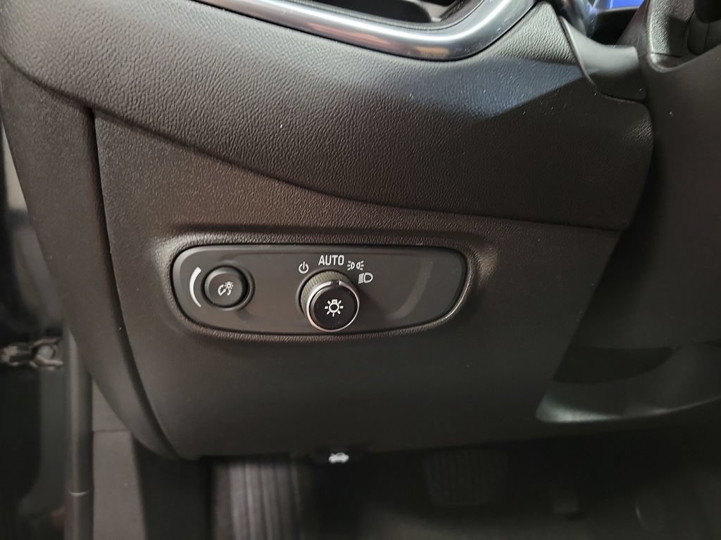 Used 2023 Chevrolet Equinox LT w/ LPO, Floor Liner Package AWD/4WD image 26