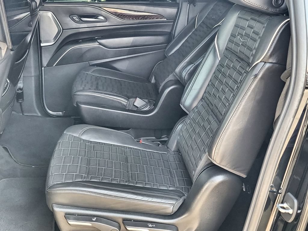 Certified 2023 Cadillac Escalade ESV Sport Platinum w/ LPO, ONYX Package AWD/4WD image 25