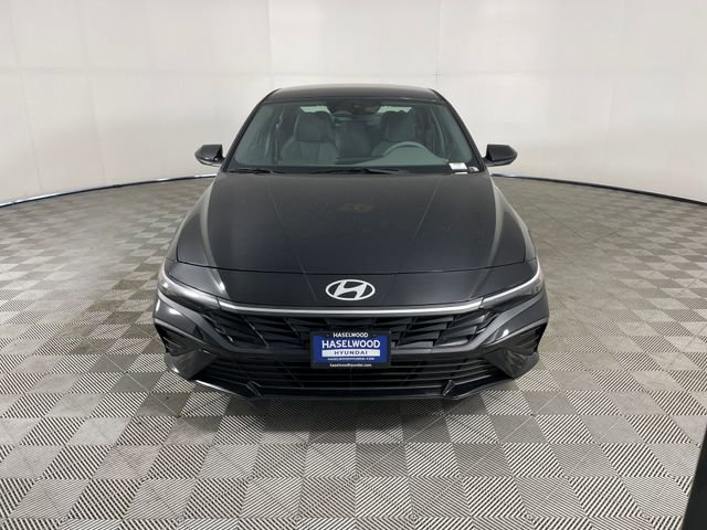 New 2026 Hyundai Elantra Sport FWD image 21