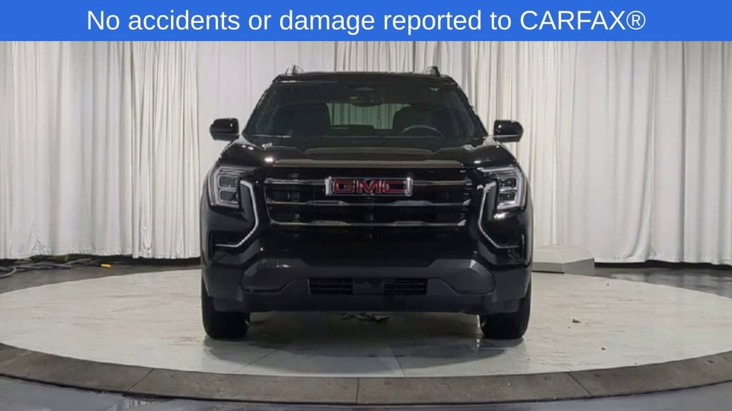 Used 2025 GMC Terrain Elevation w/ Elevation Premium Package image 3