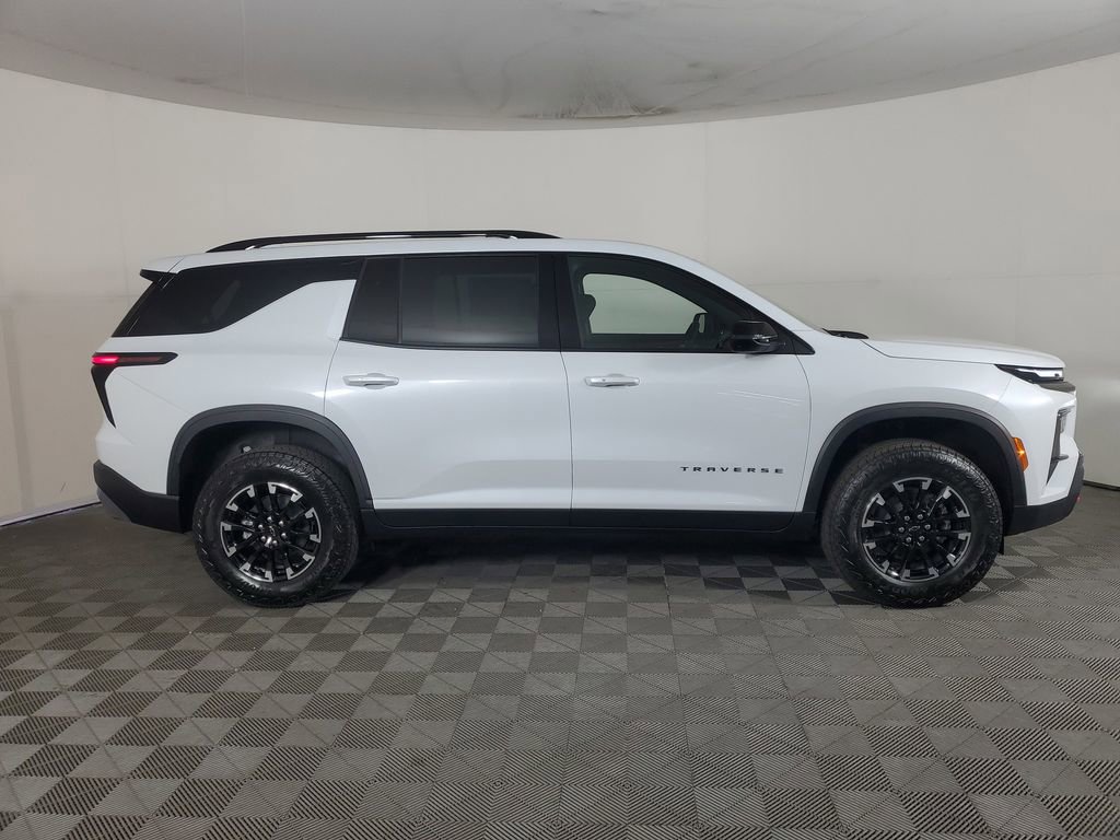 New 2026 Chevrolet Traverse Z71 AWD/4WD image 3