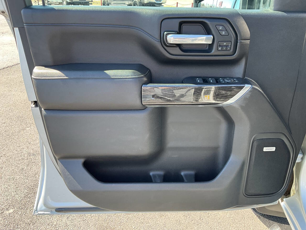 Used 2020 Chevrolet Silverado 2500 LTZ w/ LTZ Premium Package image 21