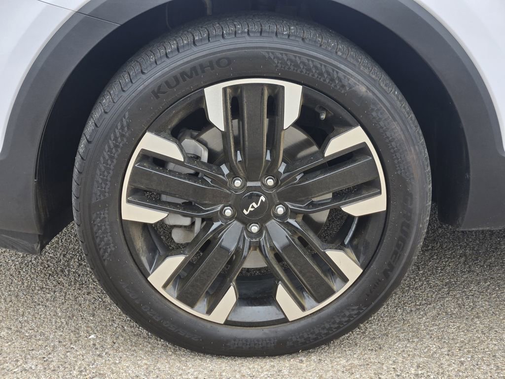 Certified 2023 Kia Telluride SX image 10