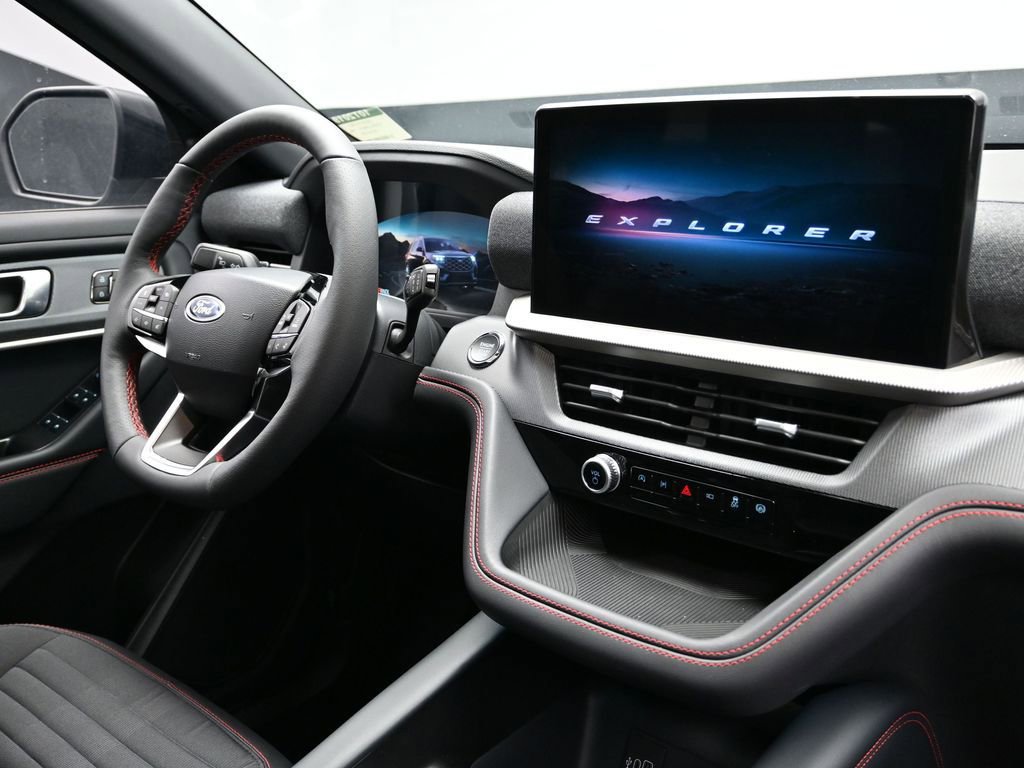 New 2026 Ford Explorer ST-Line w/ ST-Line Street Pack image 12