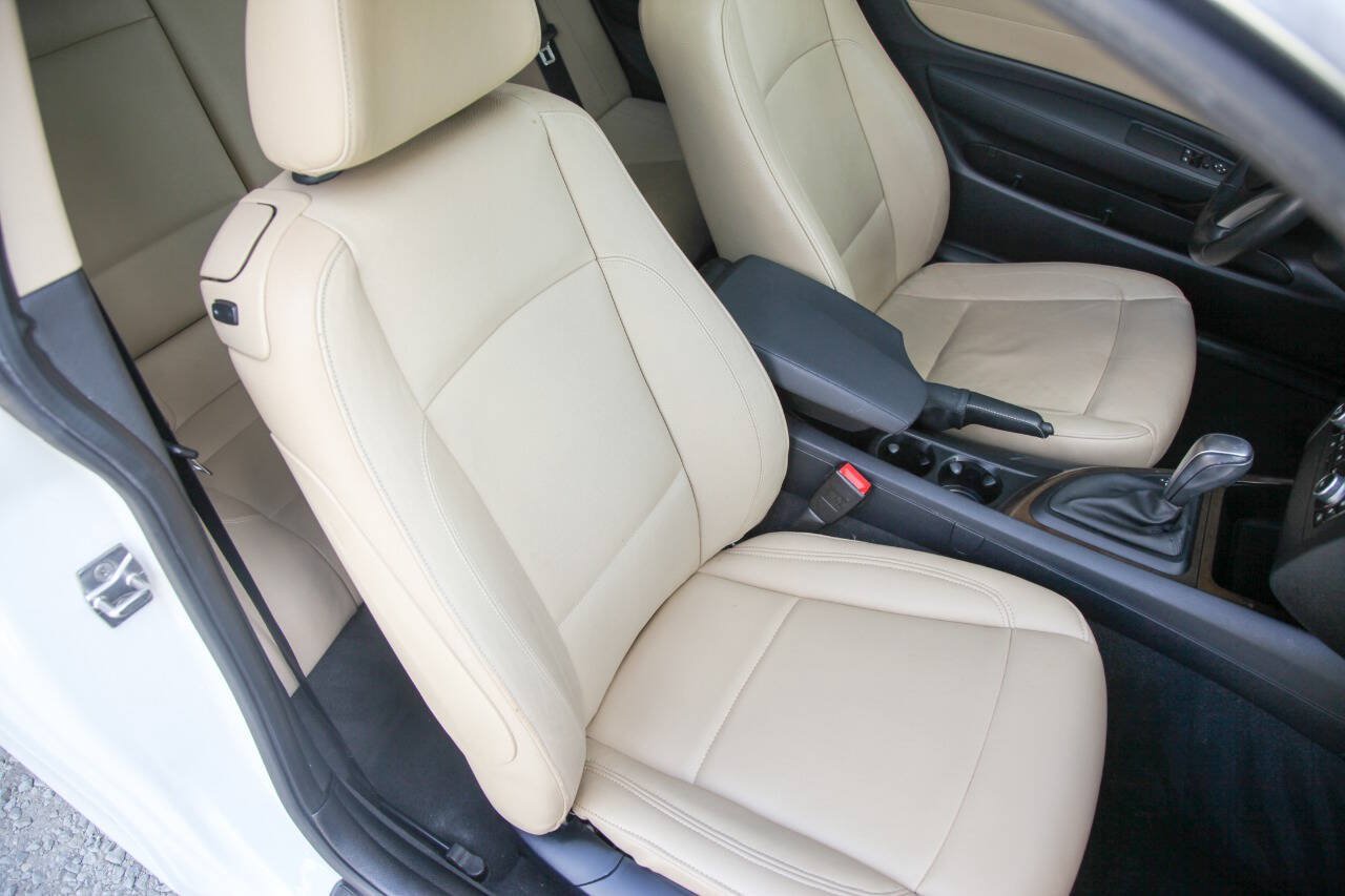 Used 2011 BMW 128i Coupe RWD image 43