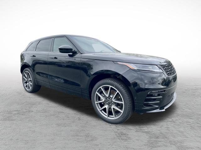 New 2026 Land Rover Range Rover Velar Dynamic SE image 3