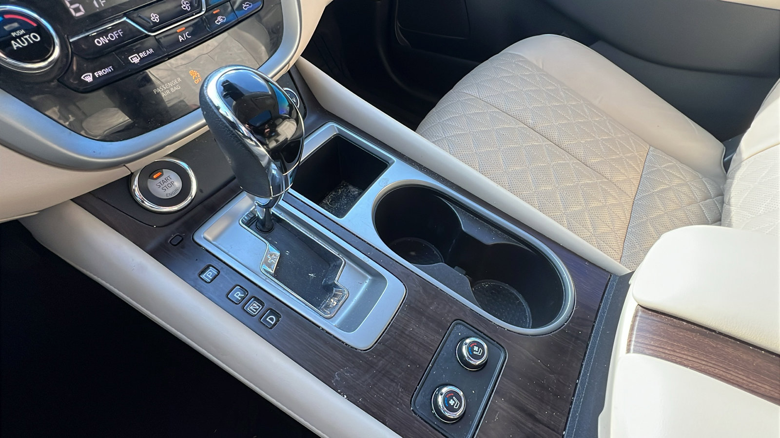 Used 2020 Nissan Murano Platinum image 31