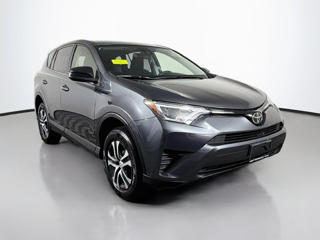 Used 2018 Toyota RAV4 LE w/ All Weather Liner Package AWD/4WD image 10