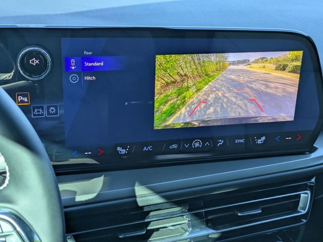 New 2026 Chevrolet Traverse LT FWD image 18