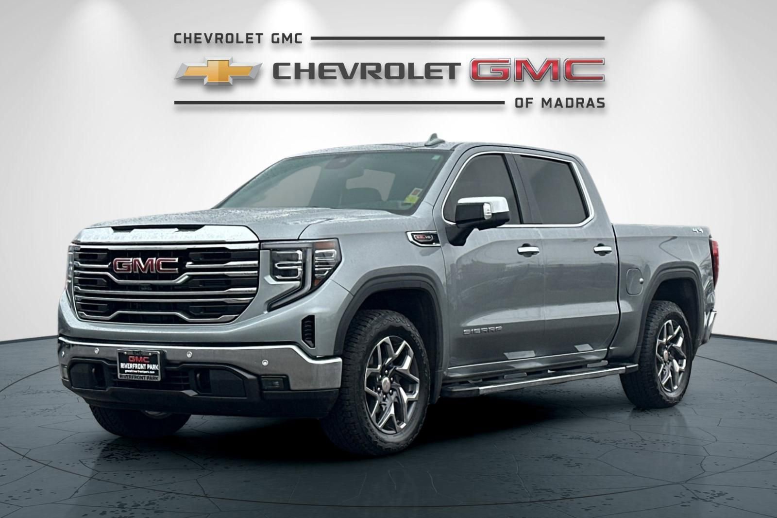Used 2025 GMC Sierra 1500 SLT w/ SLT Premium Plus Package image 7