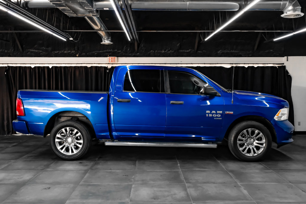 Used 2019 RAM 1500 Express w/ Express Value Package AWD/4WD image 7