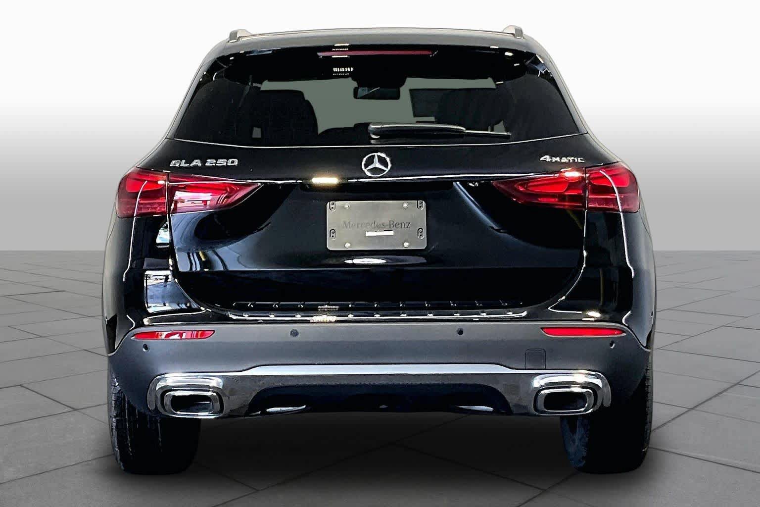 New 2026 Mercedes-Benz GLA 250 4MATIC image 4