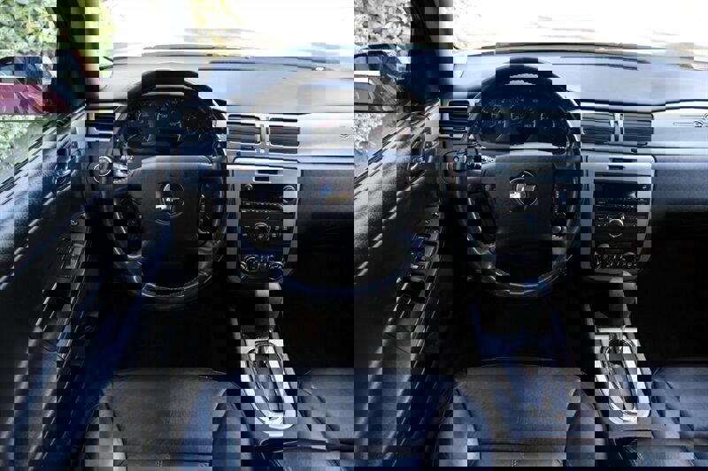 Used 2008 Chevrolet Impala LTZ image 17