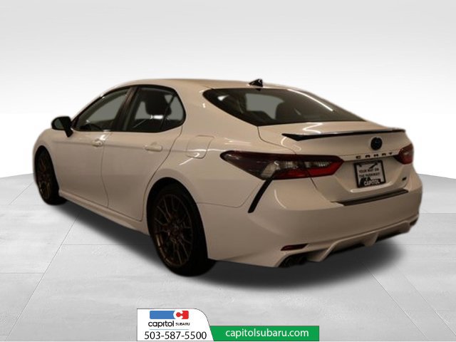 Used 2023 Toyota Camry SE FWD image 5