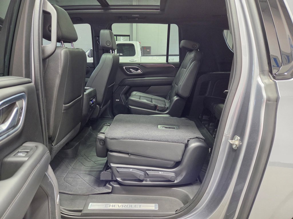 Used 2021 Chevrolet Suburban Z71 AWD/4WD image 21