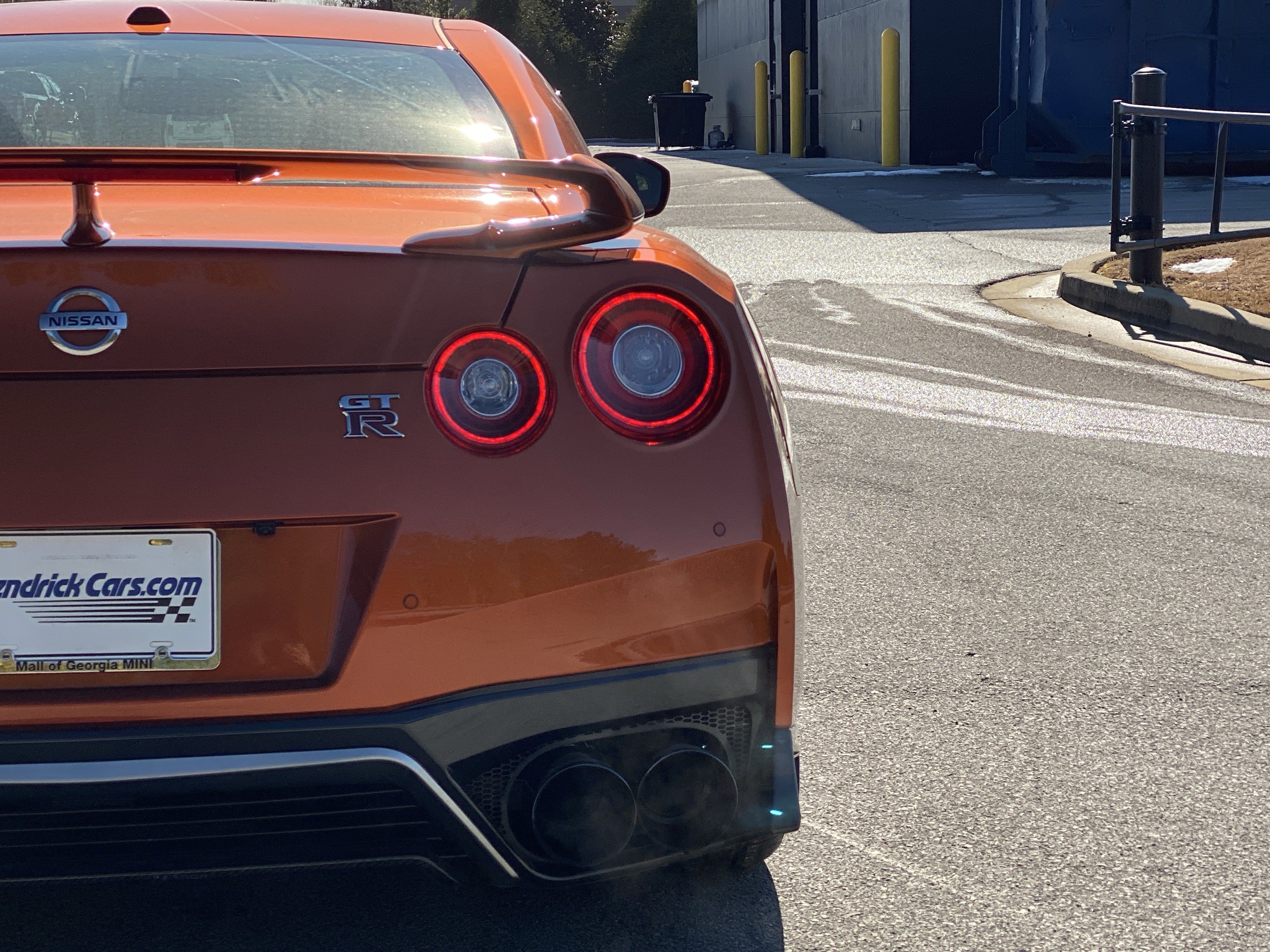 Used 2017 Nissan GT-R Premium image 22
