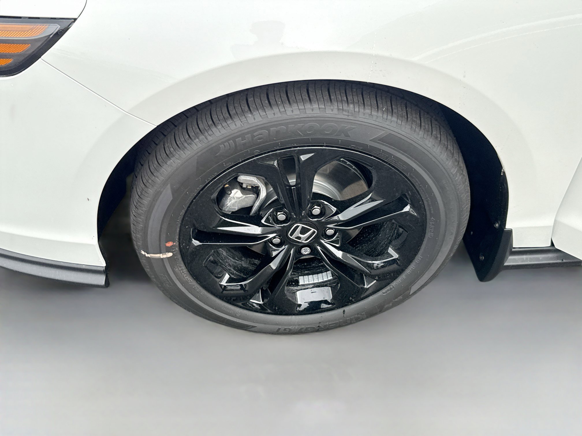 New 2025 Honda Accord SE image 25